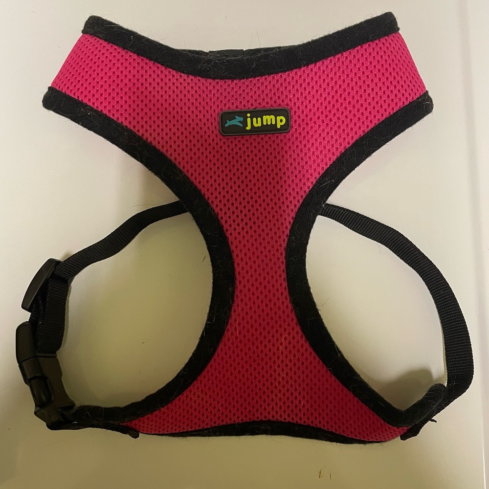 Jump Pet Harness Medium Hot Pink Breathable Soft Mesh, never used